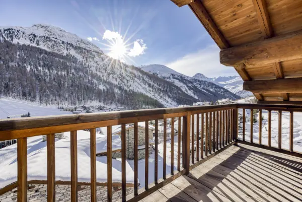 South-facing panoramic terrace at Chalet Les Terrasses, Le Fornet Val d'Isère