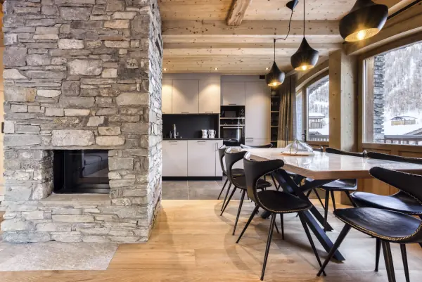 Dining room floor 1