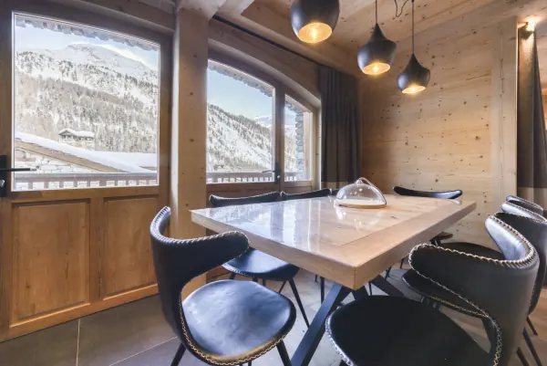 Dining room floor 1