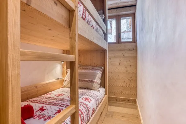 Bunk beds ground-floor apartment
