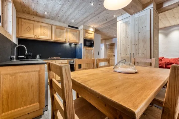Dining room ground-floor apartment